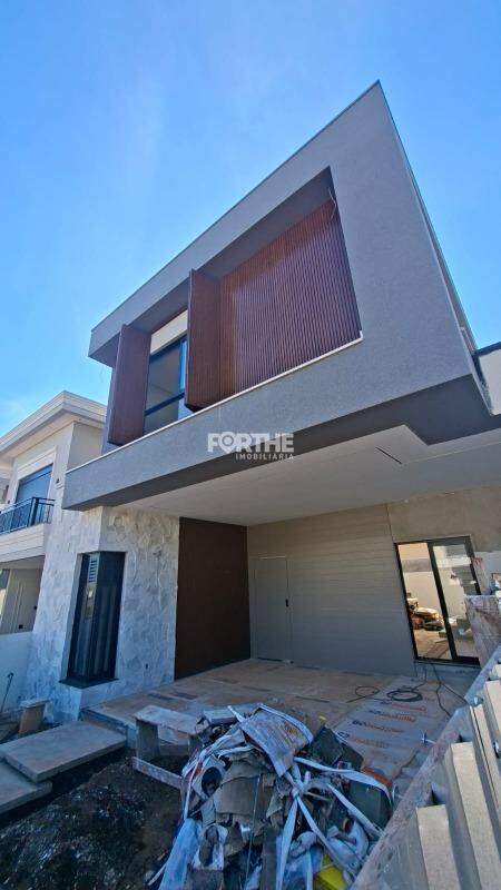 Sobrado em Condomínio 3 Dormitórios Cancelli 209m²