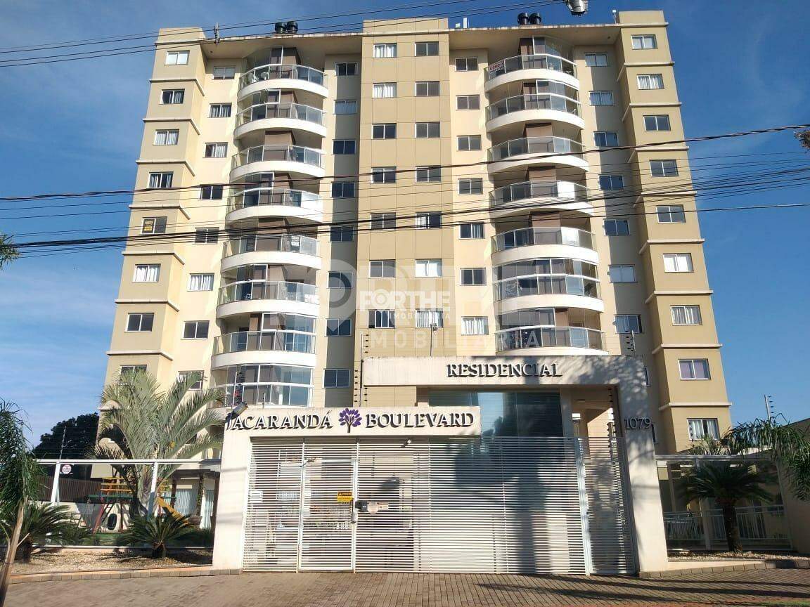 Apartamento à venda no Coqueiral: 