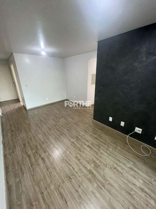 Apartamento à venda no Coqueiral: