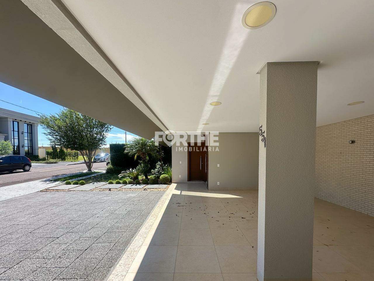 Sobrado em condomínio à venda no FAG: 