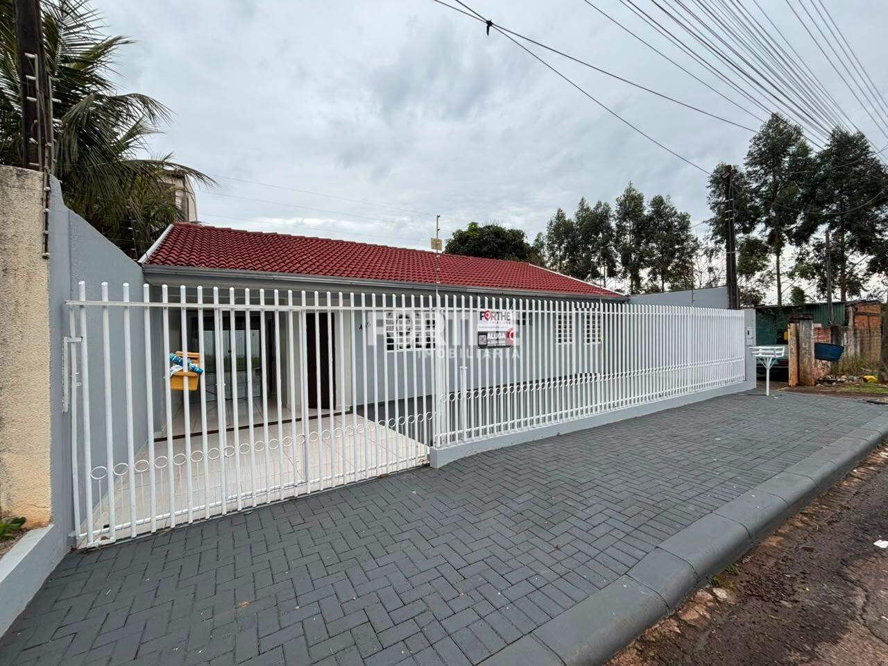 Casa 3 Dormitórios Canadá 150m²