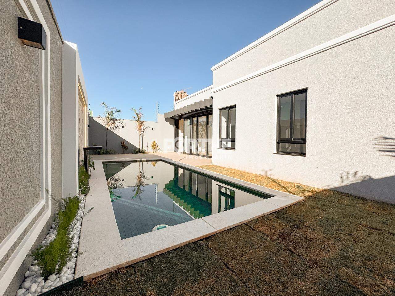 Casa à venda no Centro: 