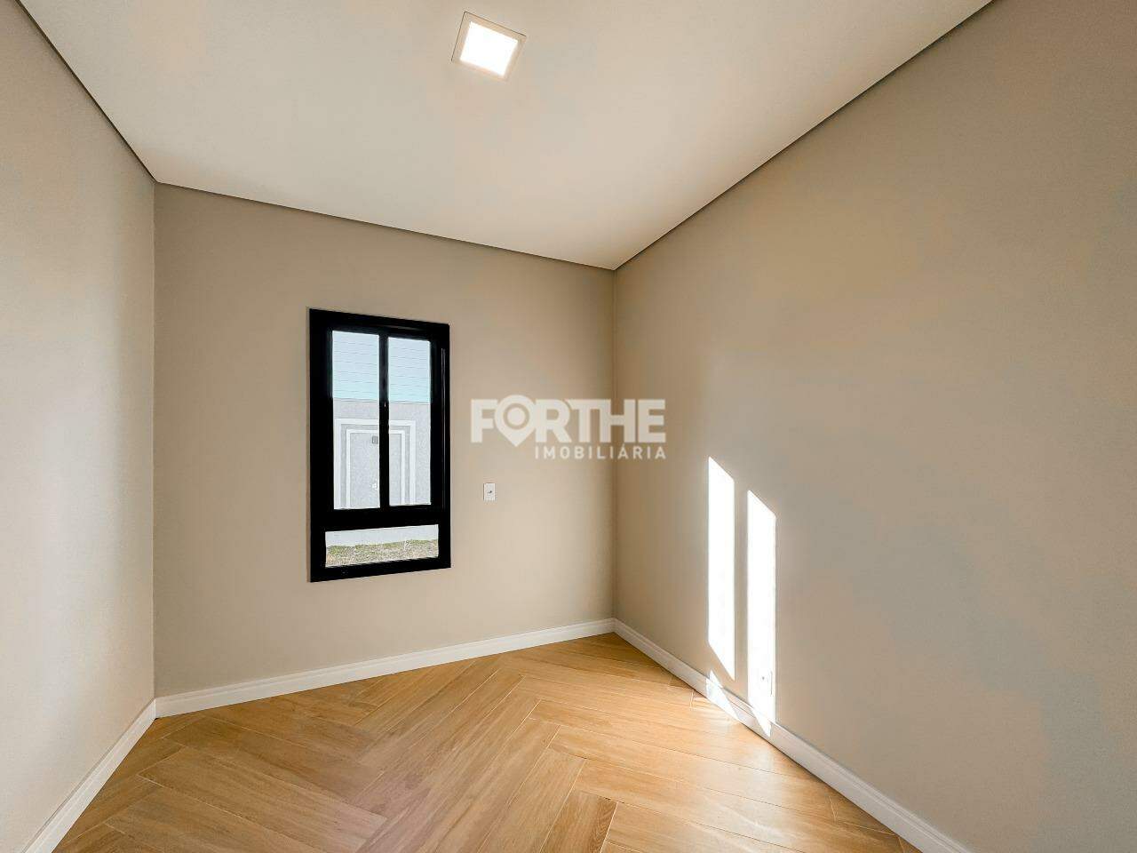 Casa à venda no Centro: Closet Suíte Master