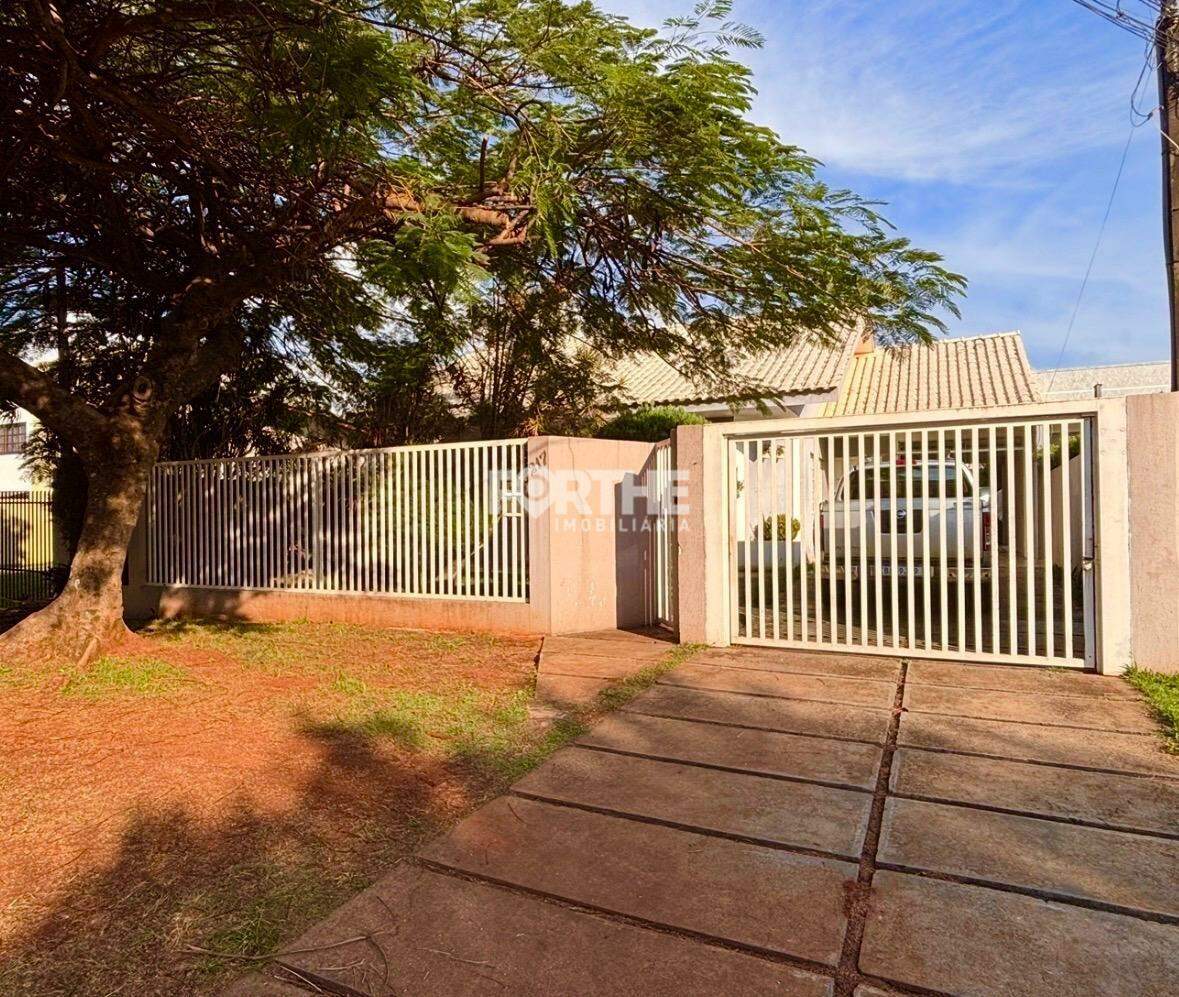 Casa à venda no Recanto Tropical: 
