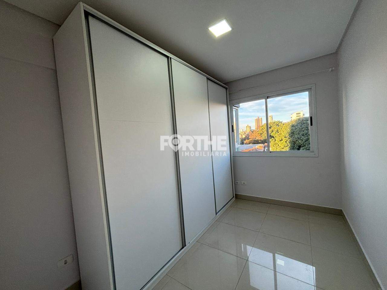 Apartamento para aluguel no Centro: 