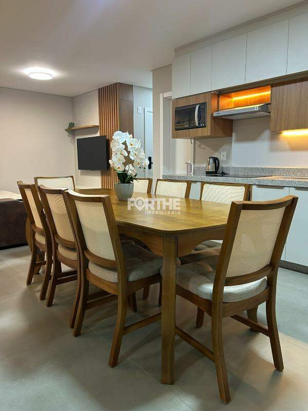 Apartamento à venda no Pereque: 