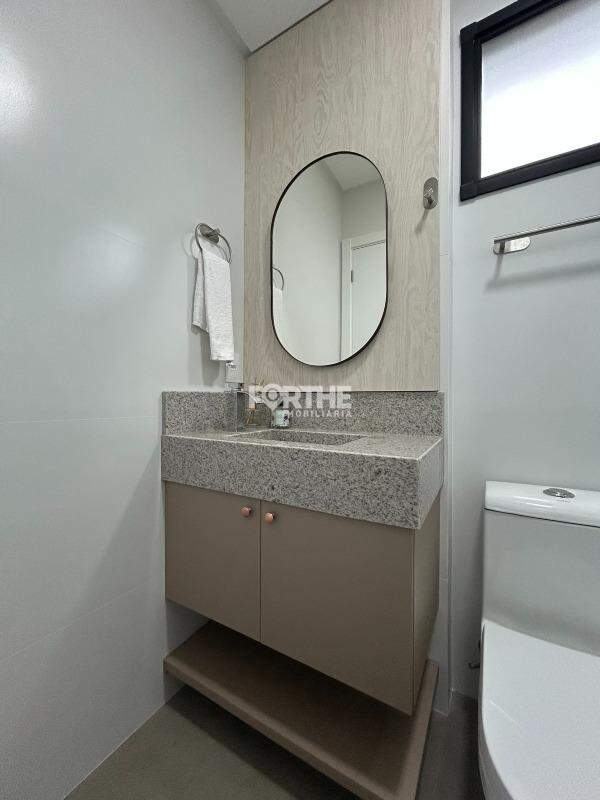 Apartamento à venda no Pereque: 