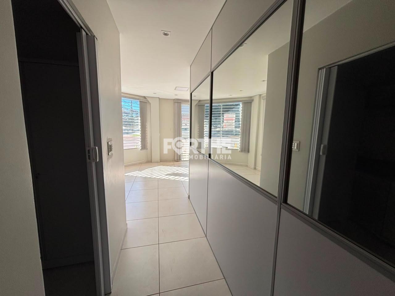 Sala comercial para aluguel no Centro: