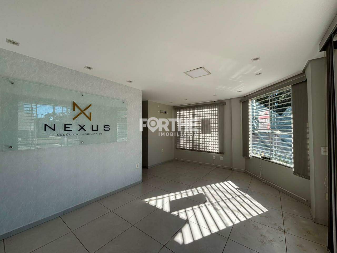 Sala comercial para aluguel no Centro: