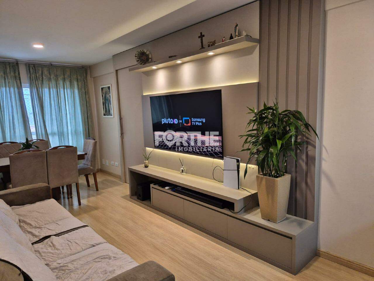 Apartamento à venda no Região do Lago: 