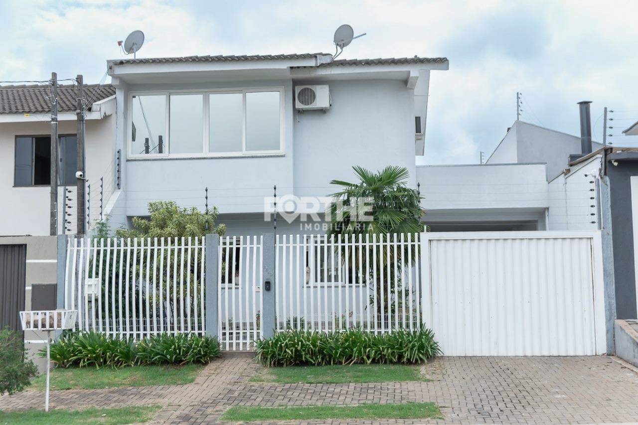 Sobrado à venda no Country: 