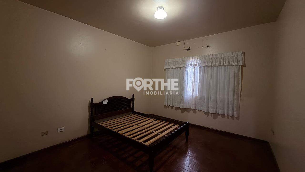 Casa à venda no Neva: