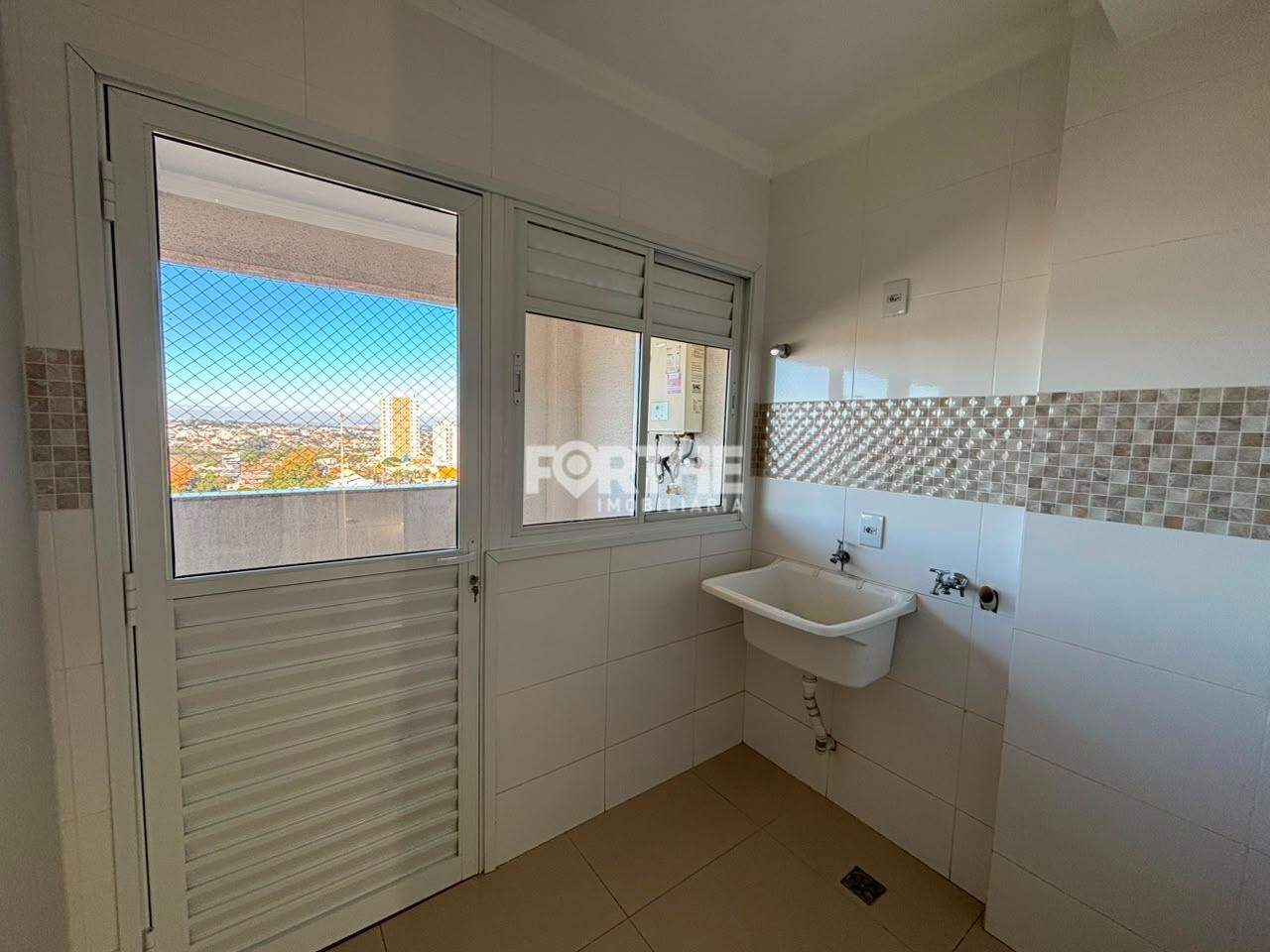 Apartamento para aluguel no Centro: 