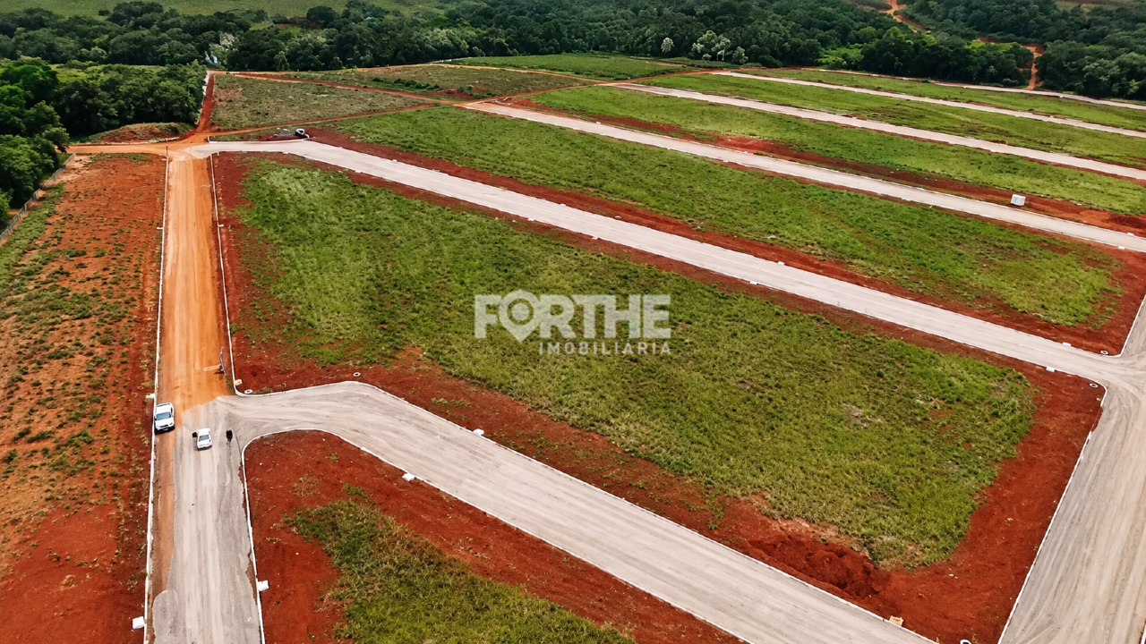 Terreno à venda no Universitário: 