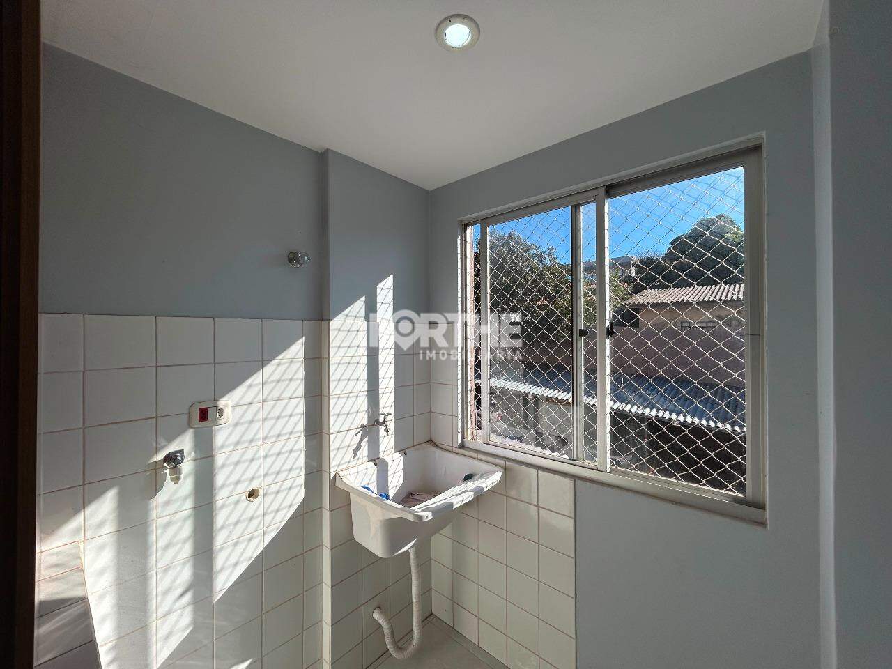 Apartamento para aluguel no Neva: 