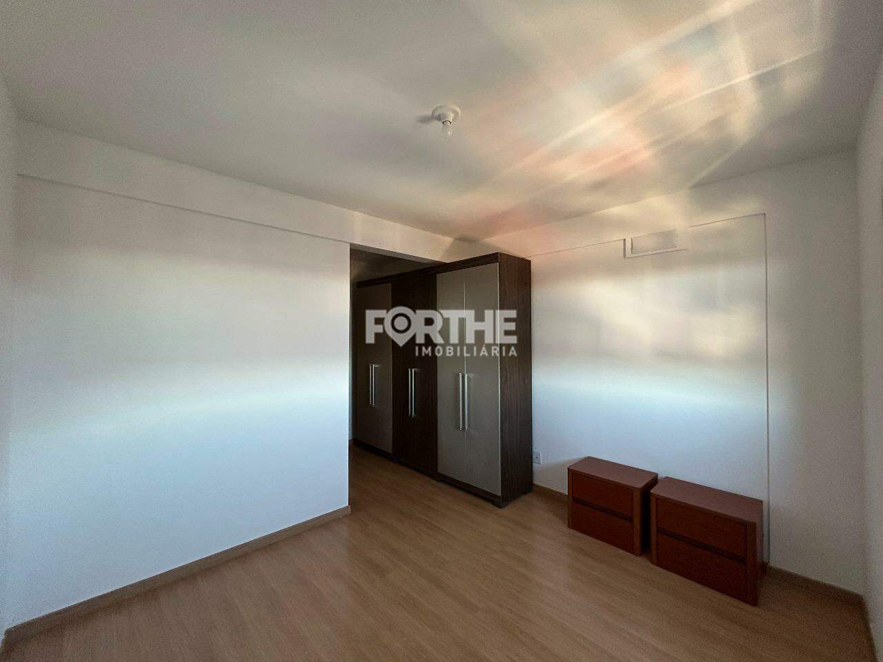 Apartamento para aluguel no Centro: 