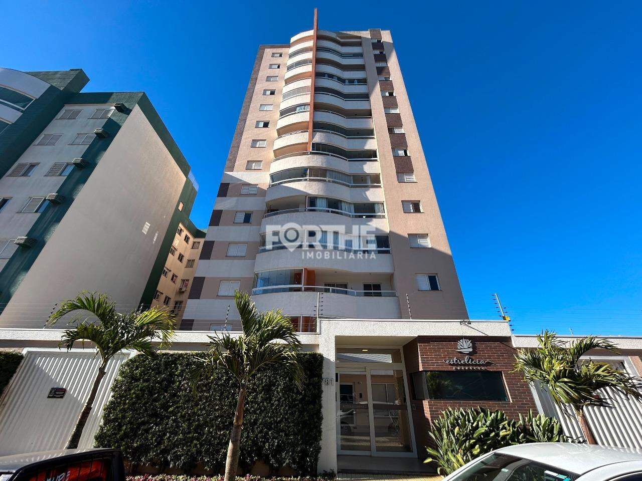 Apartamento para aluguel no Centro: 