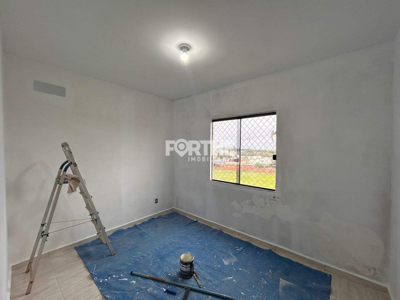 Apartamento para aluguel no Esmeralda: 