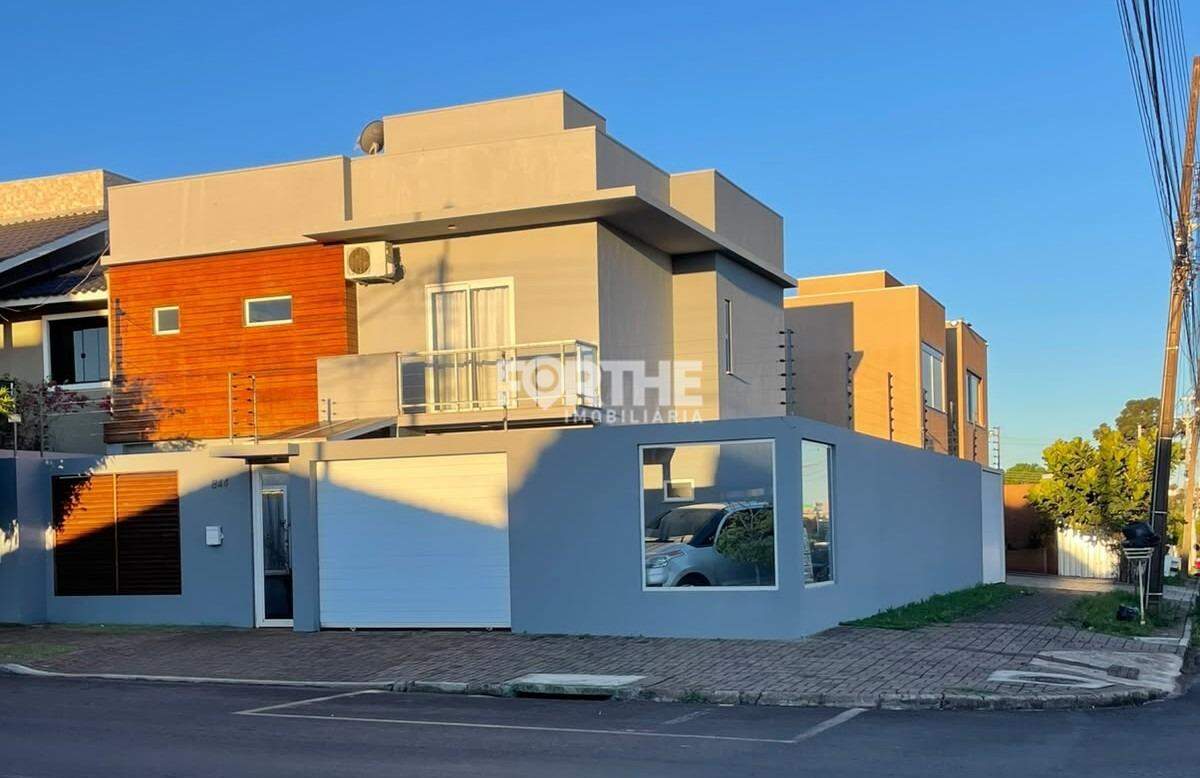 Sobrado 3 Dormitórios Neva 174m²