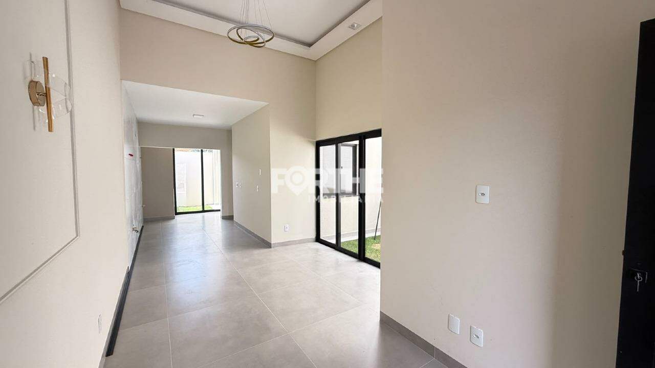 Casa à venda no Recanto Tropical IV: 