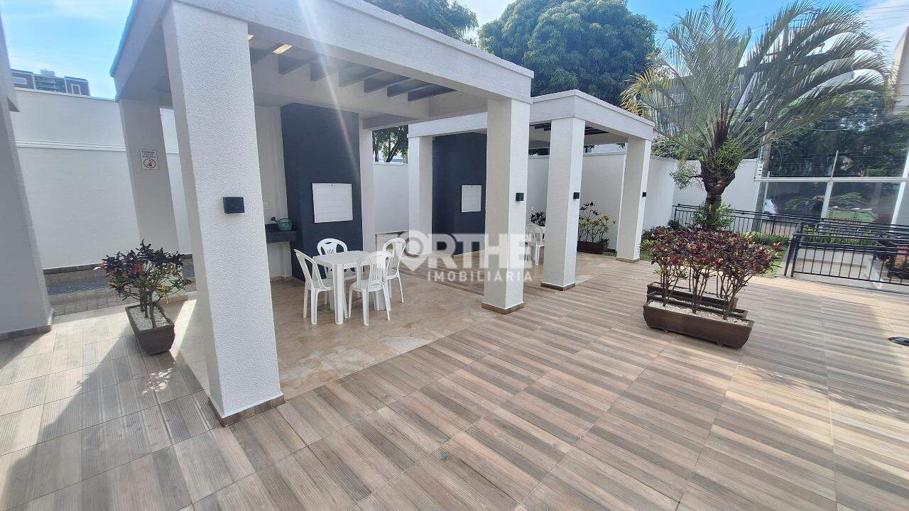 Apartamento à venda no Coqueiral: 