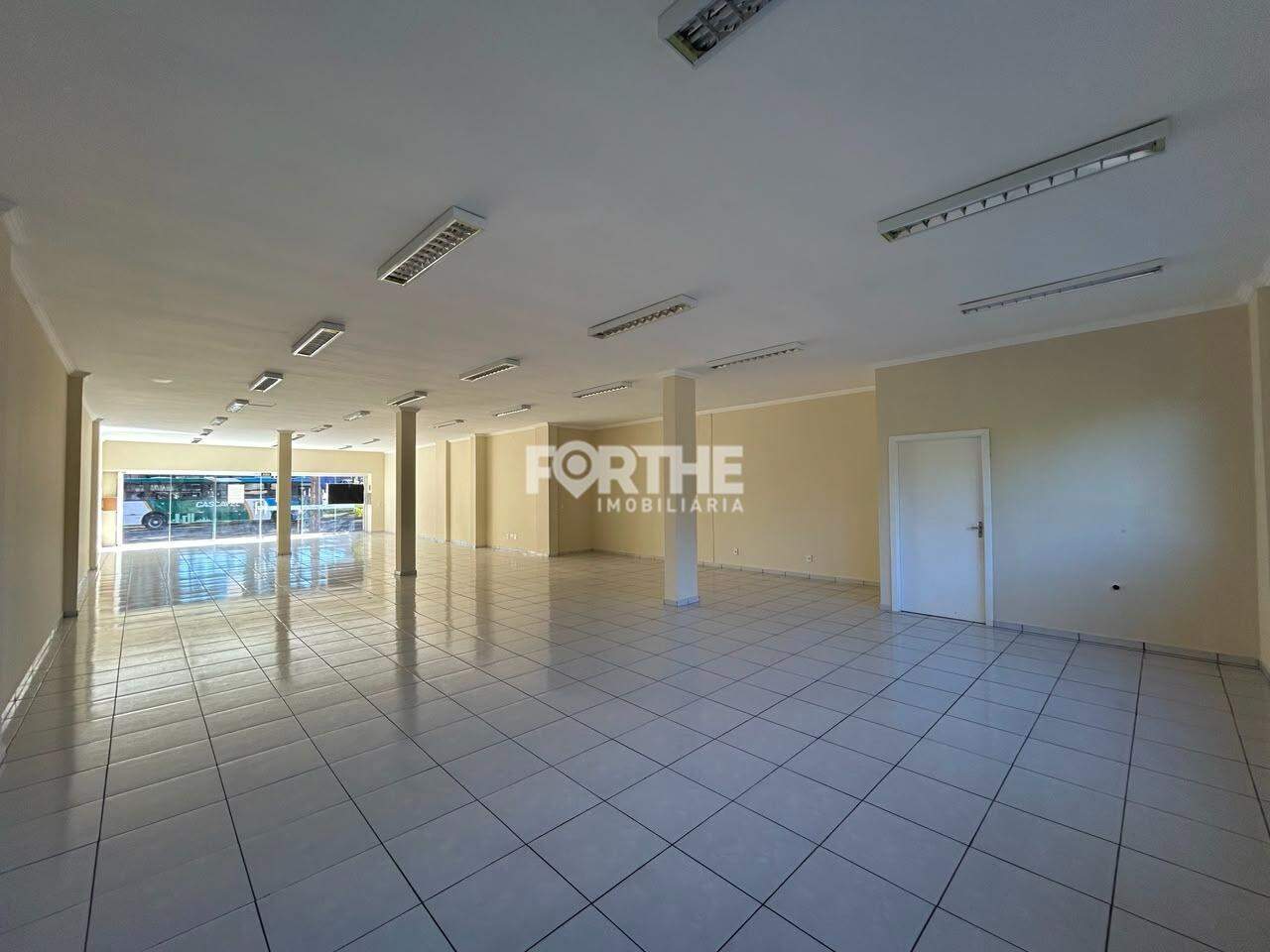 Sala comercial para aluguel no São Cristóvão: 