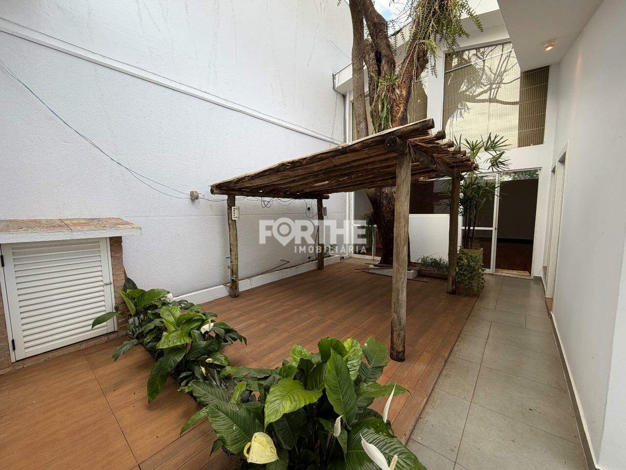 Casa à venda no Recanto Tropical: 