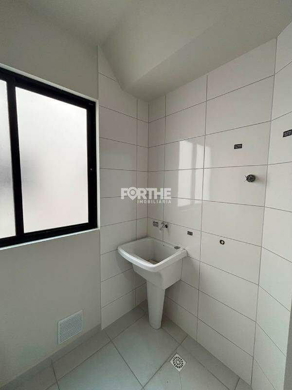 Apartamento para aluguel no Pioneiros Catarinenses: