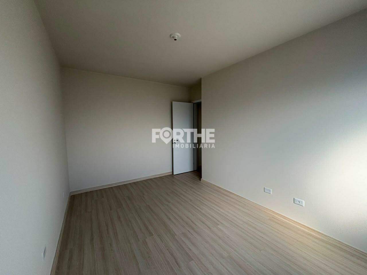 Apartamento para aluguel no Pioneiros Catarinenses: