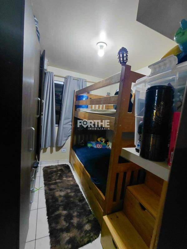 Apartamento à venda no Santa Cruz: 