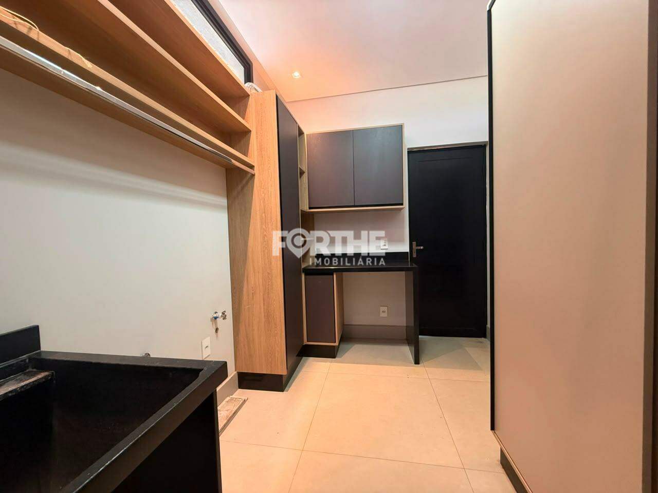 Casa em Condomínio à venda no Aroeira: