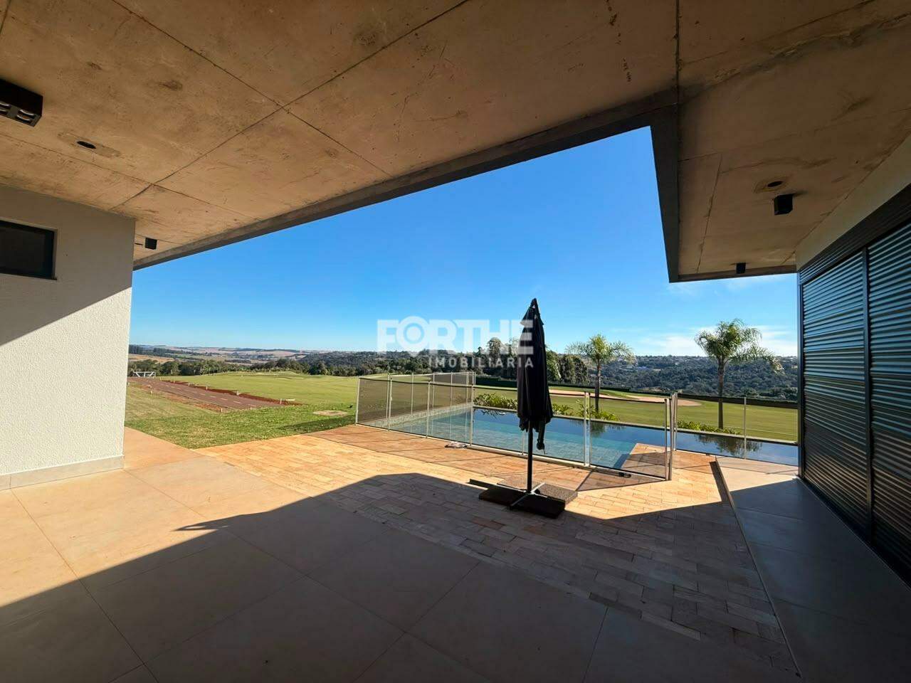 Casa em Condomínio à venda no Aroeira: