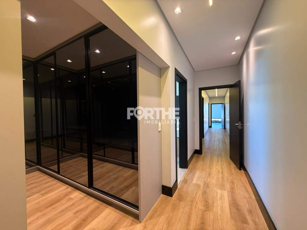 Casa em Condomínio à venda no Aroeira: