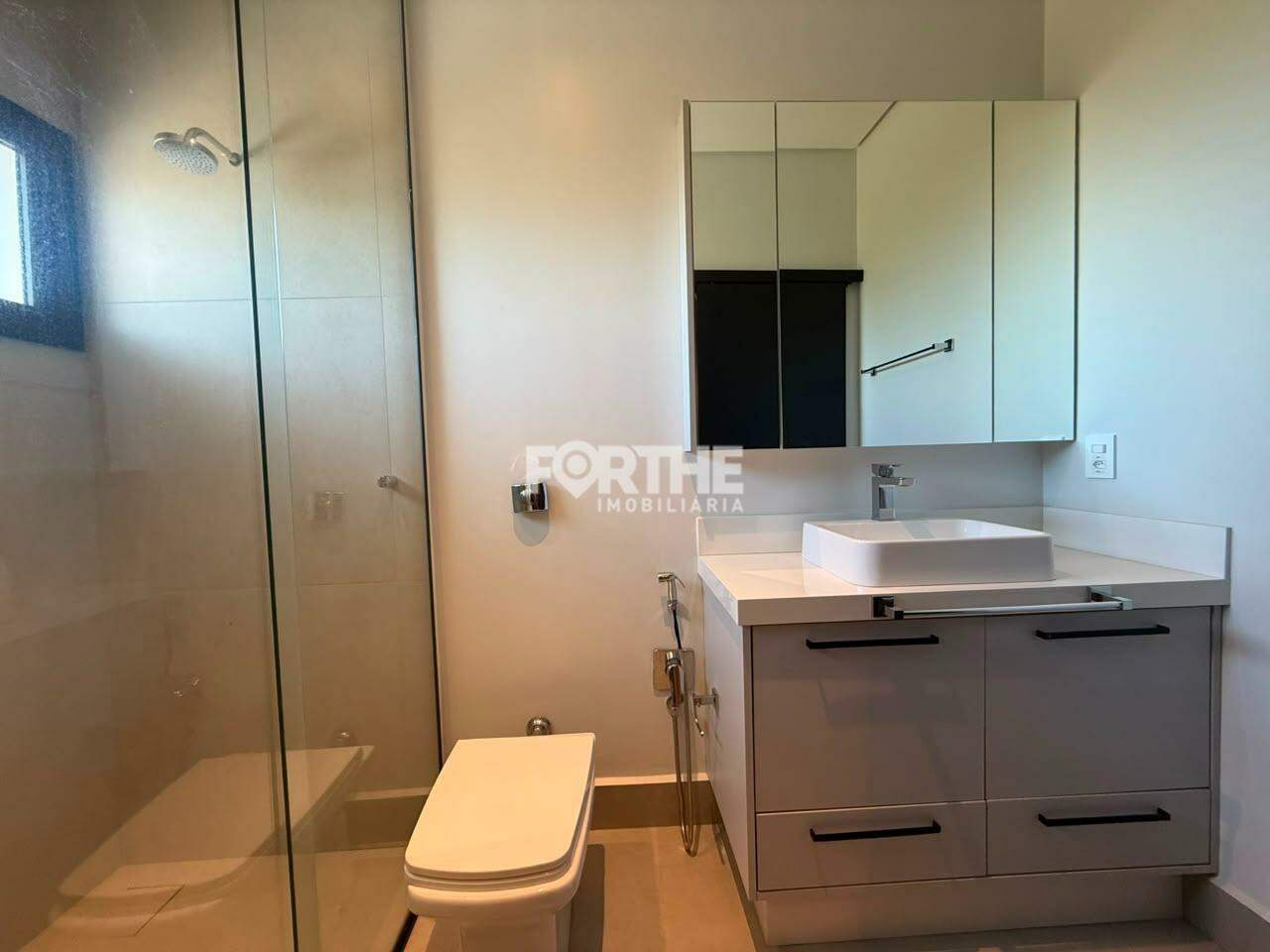Casa em Condomínio à venda no Aroeira: