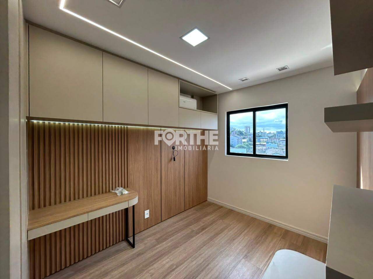 Apartamento para aluguel no Pioneiros Catarinenses: 