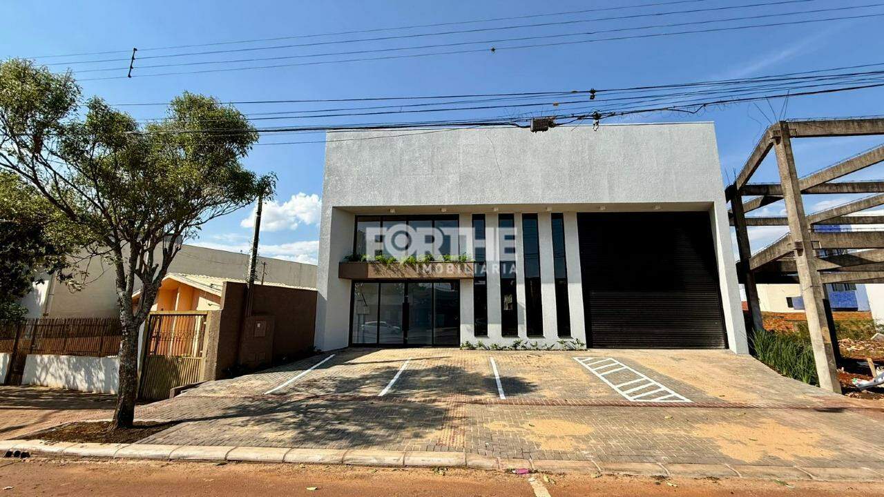 Barracão Universitário 366m²