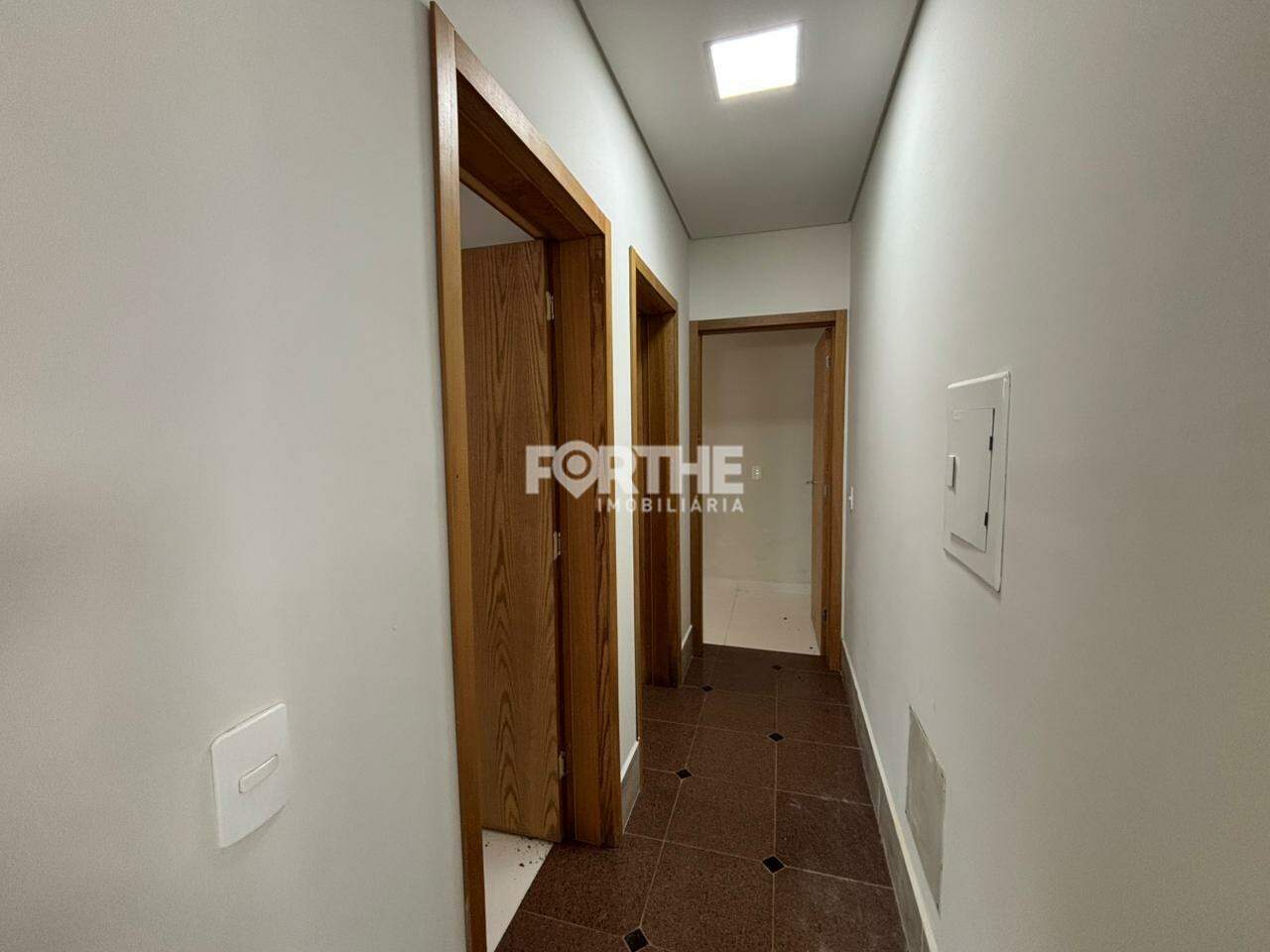Sala comercial à venda no Santa Felicidade: 