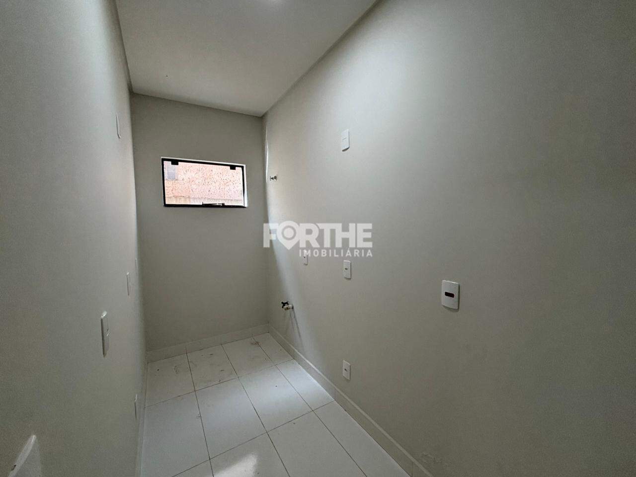 Sala comercial à venda no Santa Felicidade: 