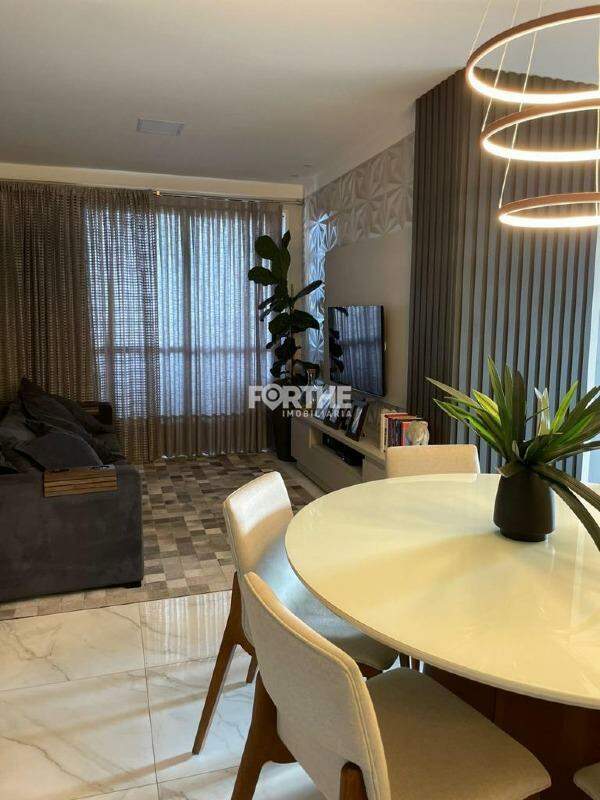 Apartamento para aluguel no Centro: 