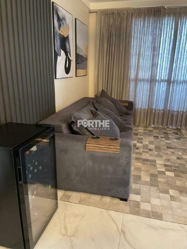 Apartamento para aluguel no Centro: 