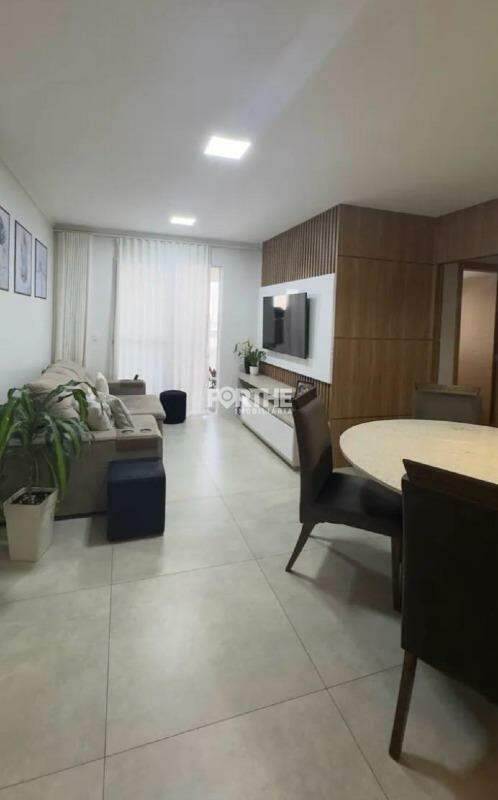 Apartamento à venda no Neva: 