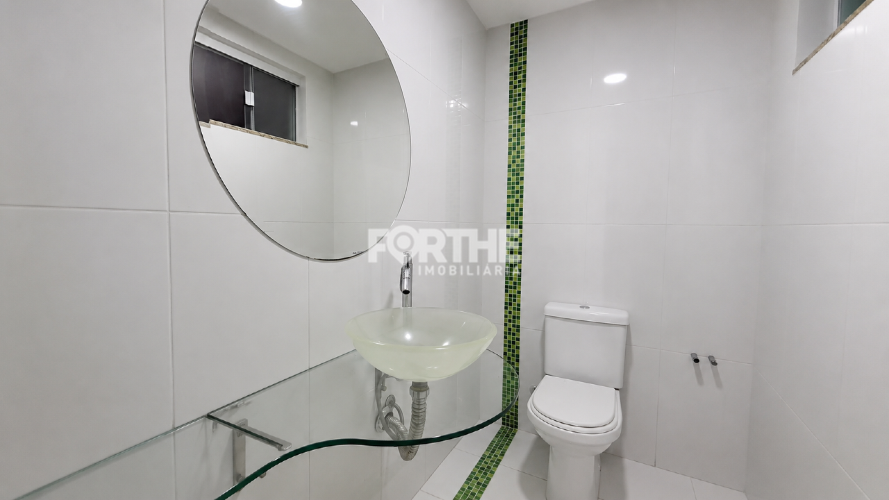 Casa à venda no Centro: 