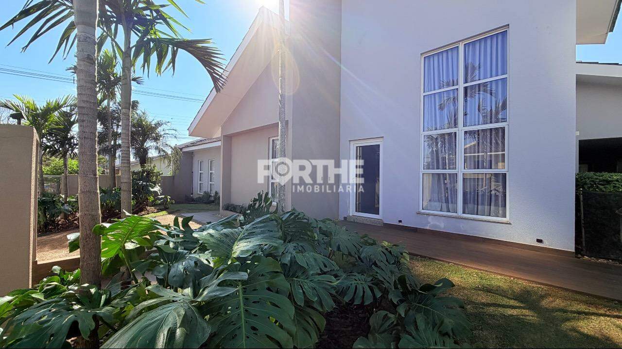 Casa à venda no Centro: 