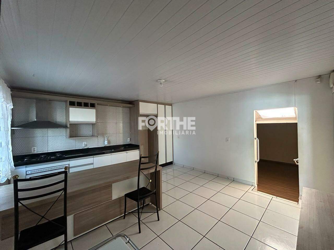Casa à venda no Universitário: 