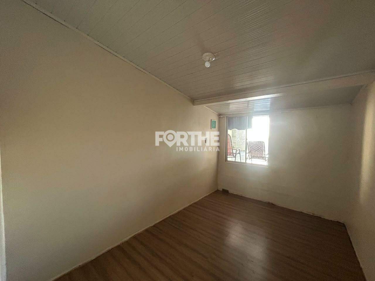 Casa à venda no Universitário: 