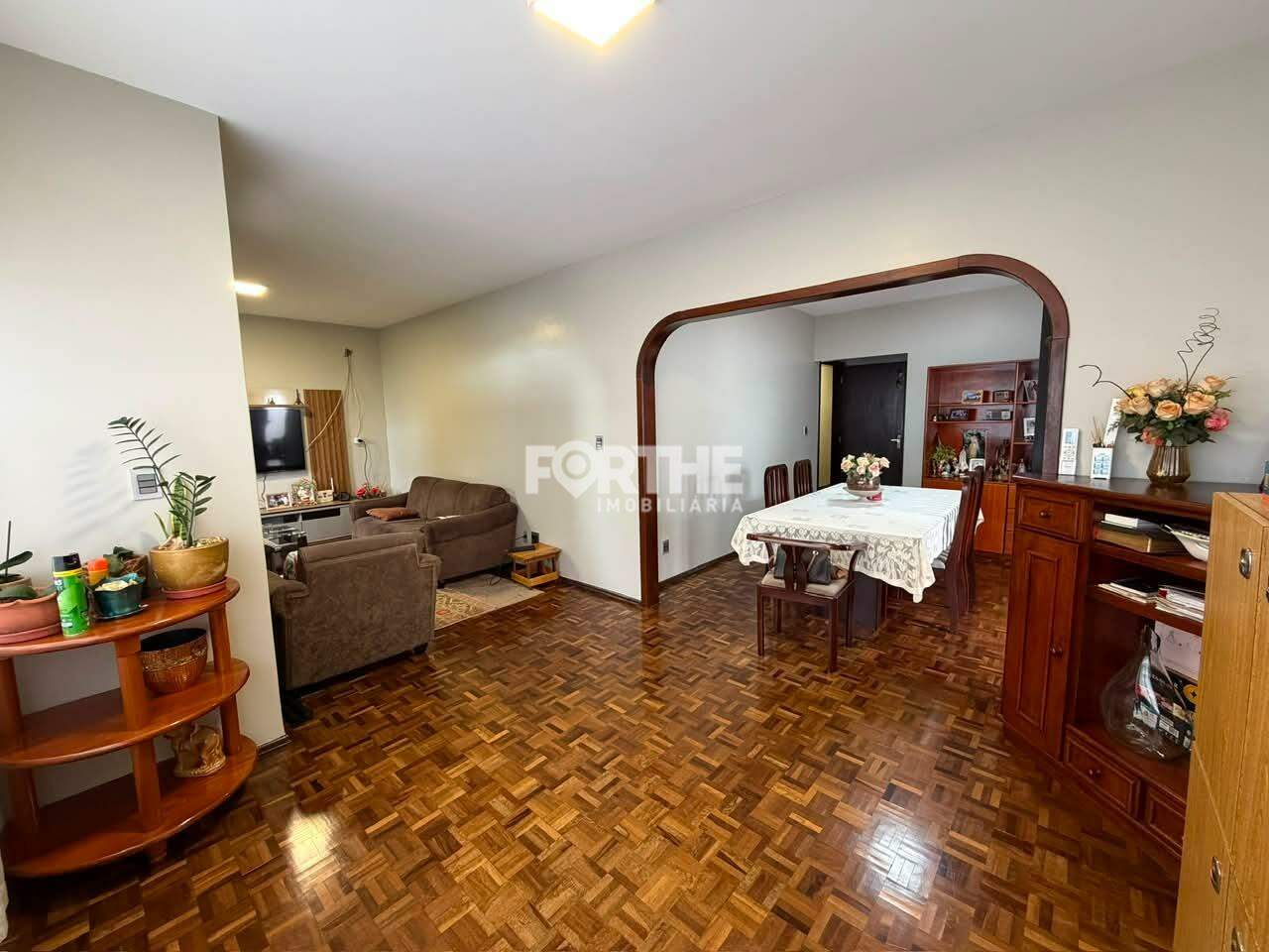 Casa à venda no Recanto Tropical: 