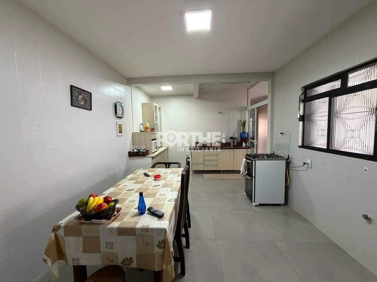 Casa à venda no Recanto Tropical: 