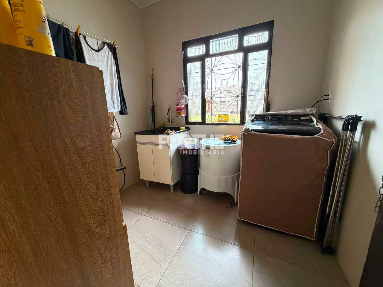 Casa à venda no Recanto Tropical: 