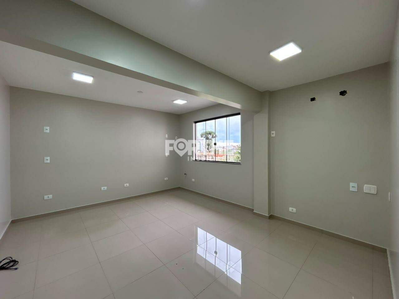Sala comercial para aluguel no Centro: