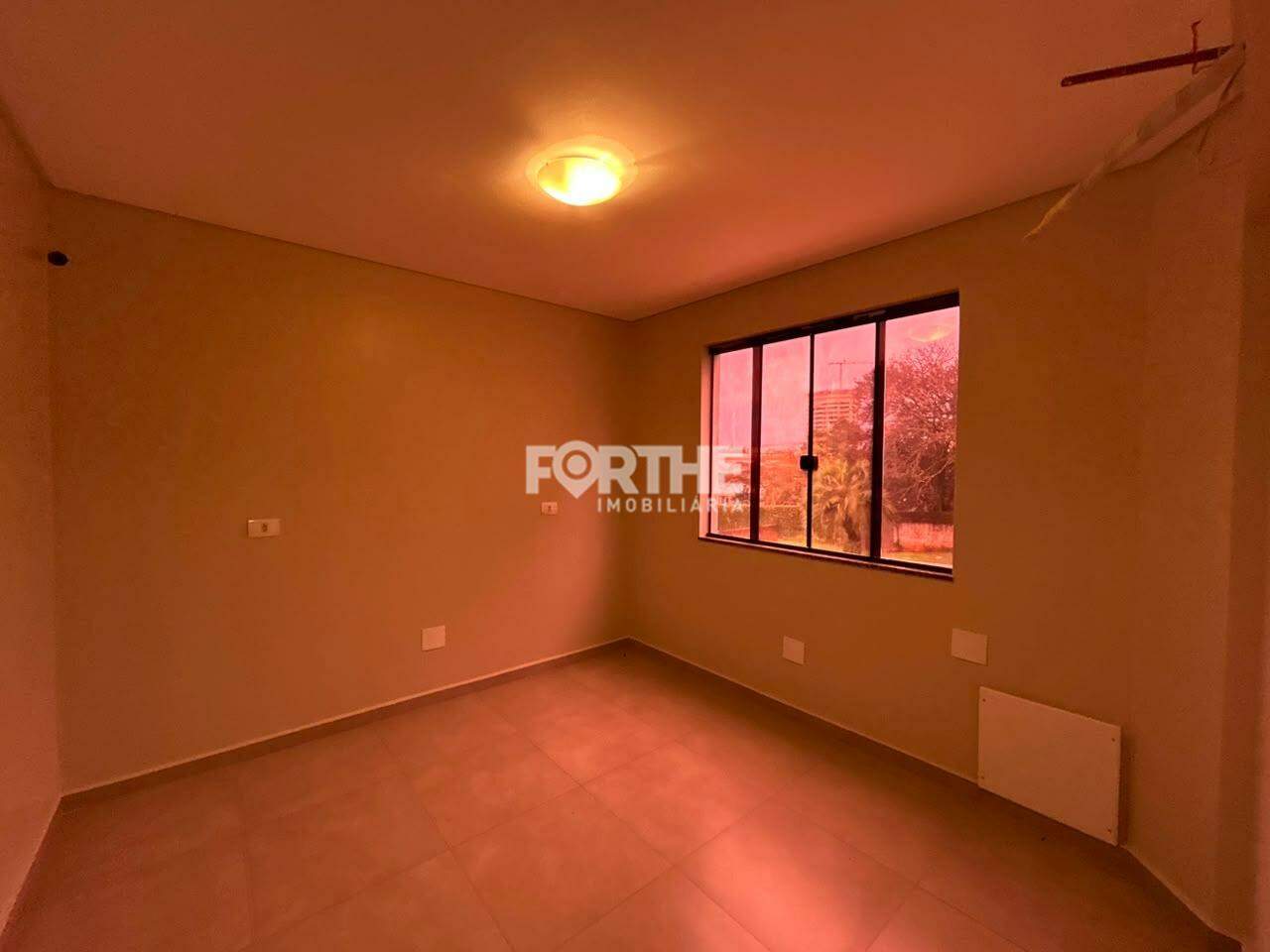 Sala comercial para aluguel no Centro: